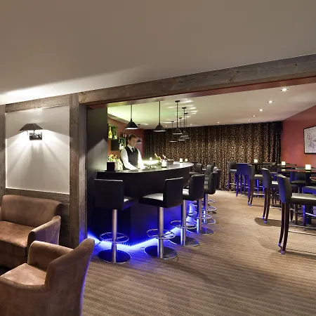 凡妮莎酒店 4* 韦尔比耶