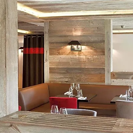 Vanessa Hotel 4*