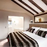 מלון Vanessa